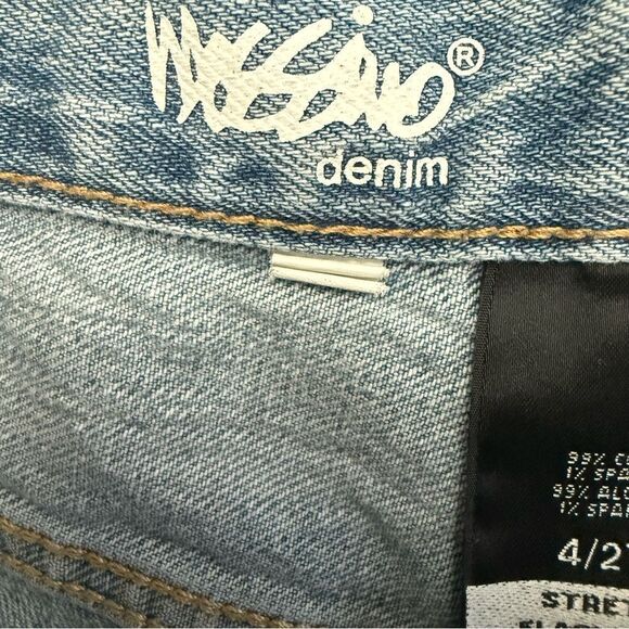 Mossimo Supply Co. Stretch Boyfriend Crop Blue Jeans - Picture 4 of 5